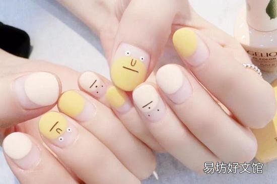 经常美甲手为什么会黑