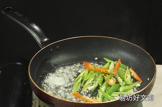 尖椒干豆腐的做法
