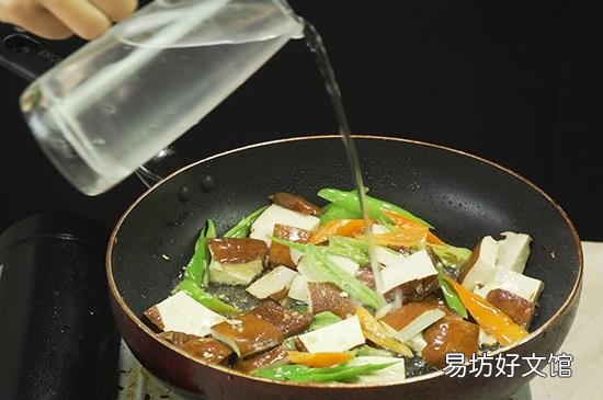 尖椒干豆腐的做法