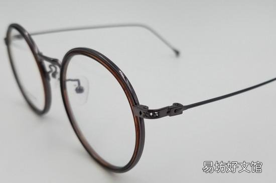 眼镜腿松了怎么调紧