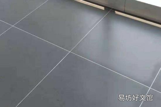 瓷砖被火烤黄了怎么办