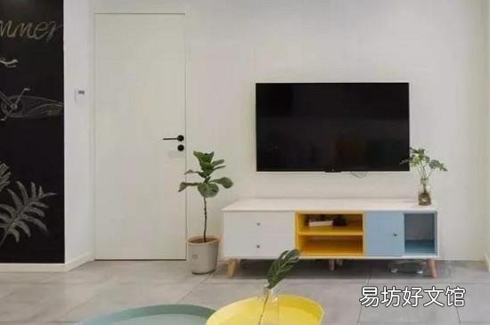 白墙上的脚印怎么去除