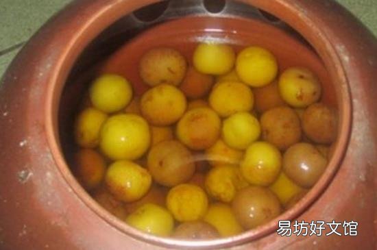 自酿李子酒味道有点苦