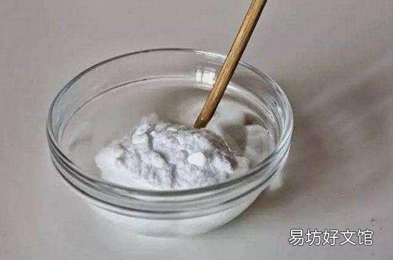 用苏打粉洗脸步骤
