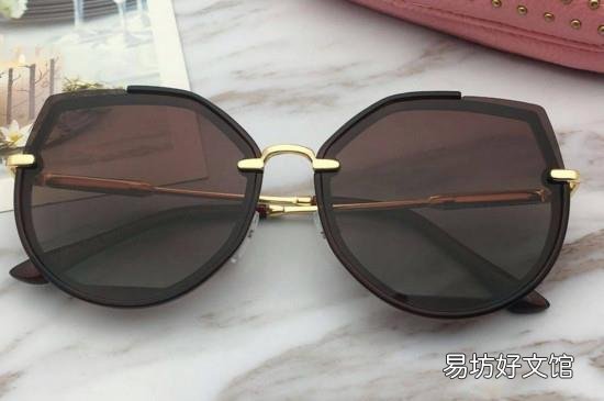 tr90是什么材质