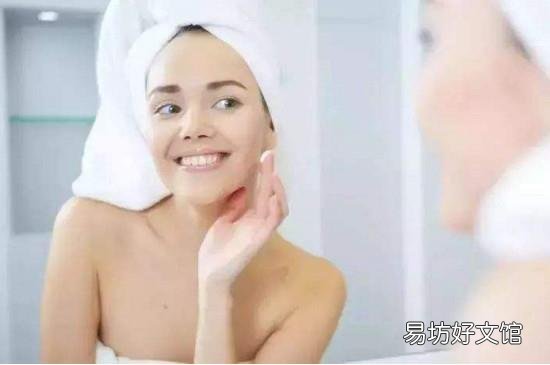 晚上先用精华还是先用乳液