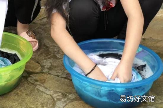 衣服掉色如何处理