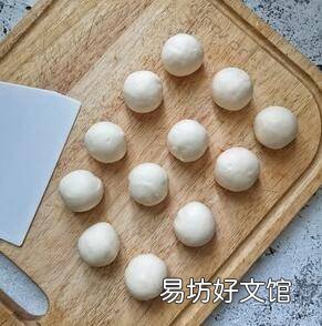 地锅鸡的饼子怎么做的?