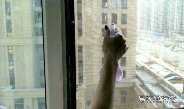 洗洁精加什么擦玻璃干净