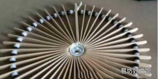 手工时钟简单制作方法
