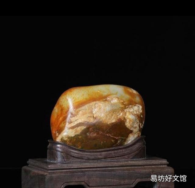 和田玉真皮与假皮该怎么区分