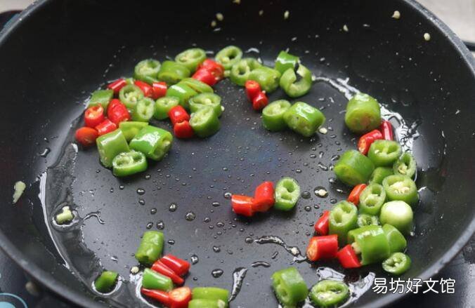鸭腿怎么炒