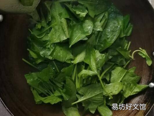 怎么炒菠菜好吃