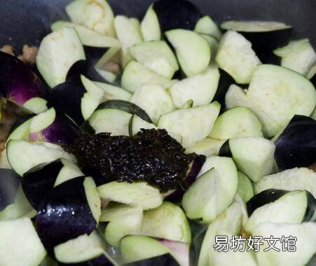 橄榄菜是什么做的