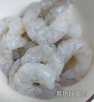 玉米毛豆胡萝卜虾仁怎么炒好吃