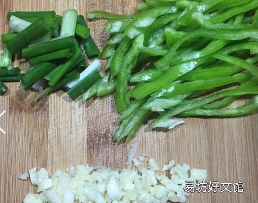 青椒土豆丝怎么做