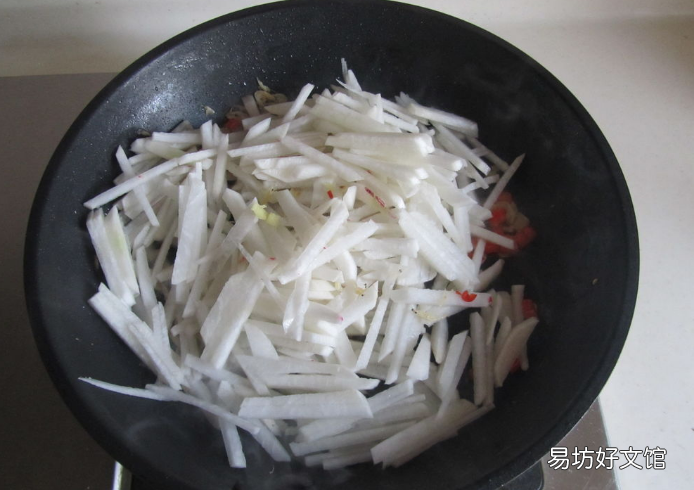 白萝卜怎么炒好吃又简单