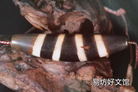 九眼天珠是什么材料做的
