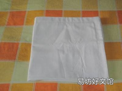 尿布怎么叠成三角裤