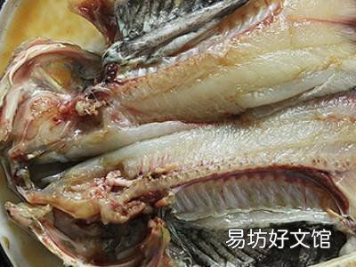 怎么吃烤鱼