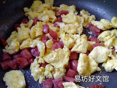 火腿肠适合炒什么菜