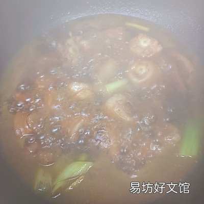 比饭店里的还好吃 红烧猪尾巴的家常做法
