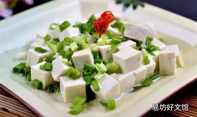很多人都做错了,难怪豆腐又涩又老 小葱拌豆腐,到底要不要焯水?