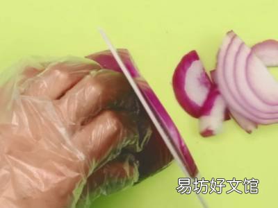 焖面条怎么做