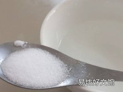衣服上的铁锈怎么去除