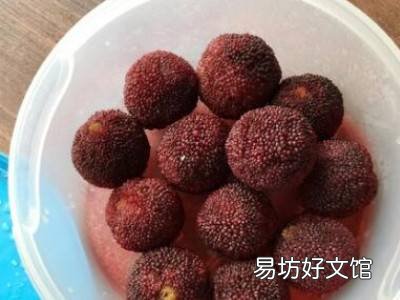 怎么吃杨梅干净