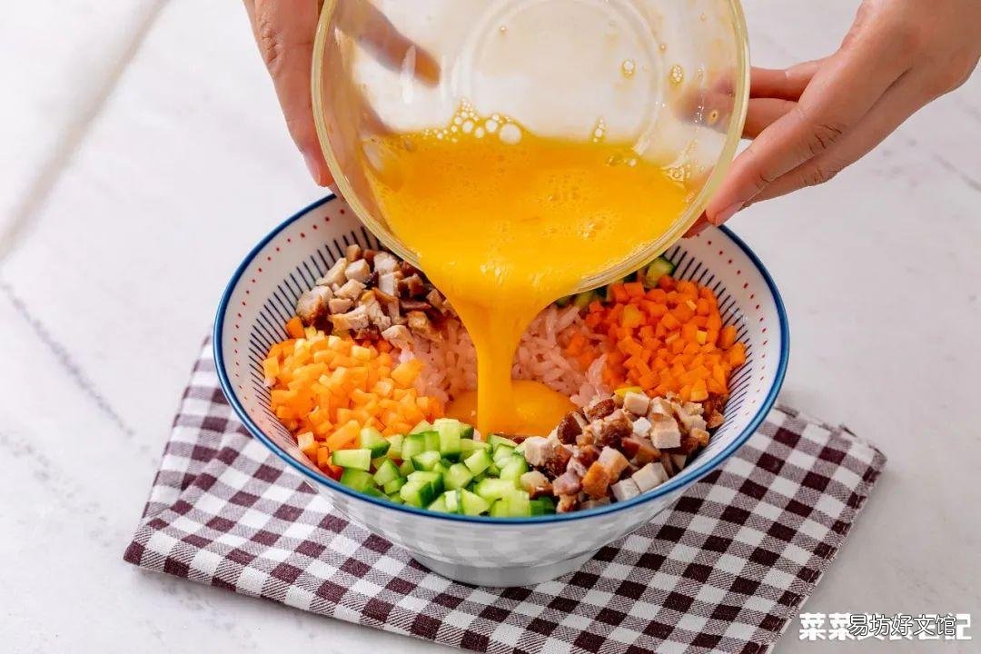 不开火搞定一日三餐 微波炉美食做法大全