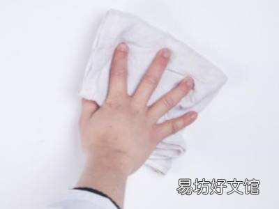 家里墙上很多霉虱子怎么办