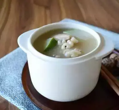 鸭汤浓香味道正 清火老鸭汤的做法