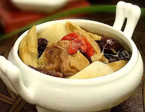 鸭汤浓香味道正 清火老鸭汤的做法
