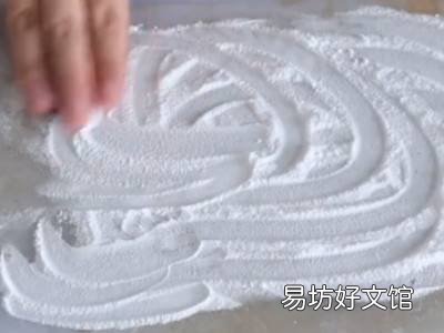 白色塑料菜板发黑怎么洗干净