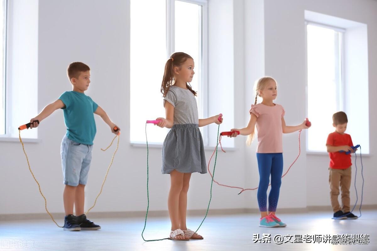 儿童初学跳绳怎么入门 儿童跳绳训练方法与技巧