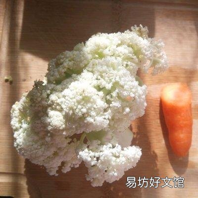 花菜百吃不厌的做法 白花菜怎么炒好吃