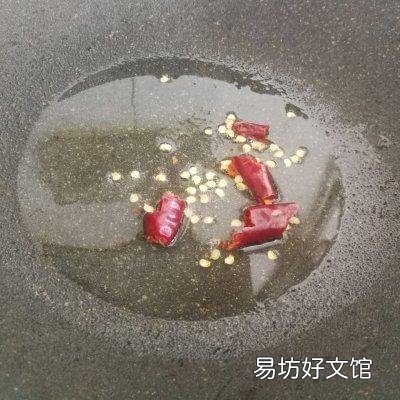 花菜百吃不厌的做法 白花菜怎么炒好吃