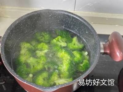 水煮西兰花怎么吃