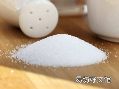 白色衣物染色了怎么洗白