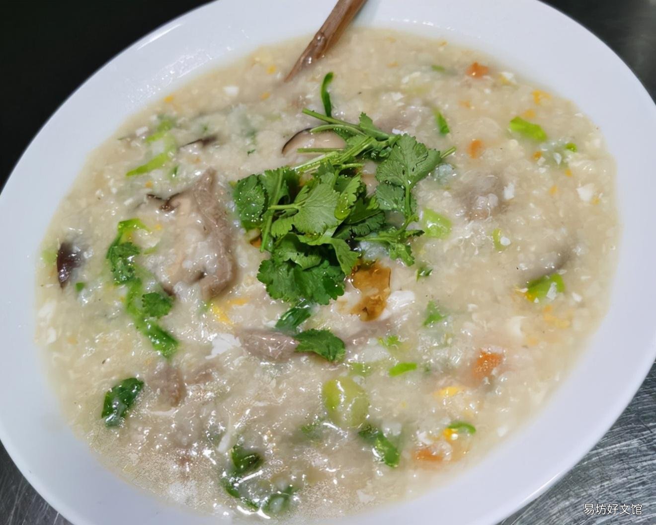 营养早餐粥推荐 生滚牛肉蛋花粥的做法