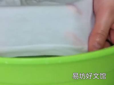 油怎么洗掉衣服上