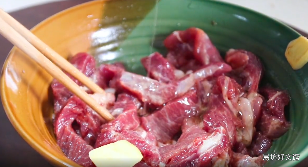 饭店里的小酥肉为啥那么好吃 炸小酥肉的做法窍门