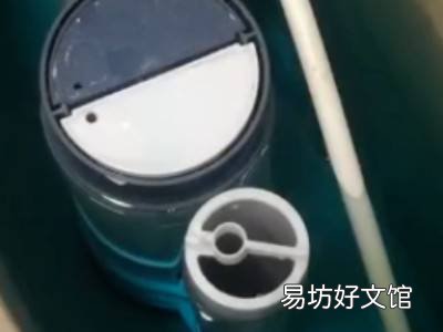 小熊洁厕灵使用方法