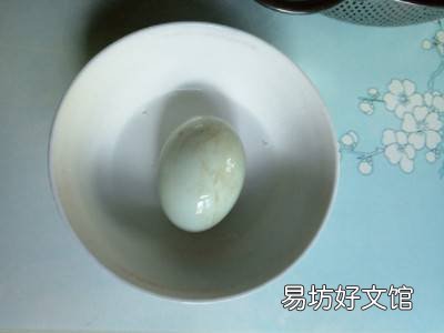 怎么腌咸鸭蛋不太咸还流油