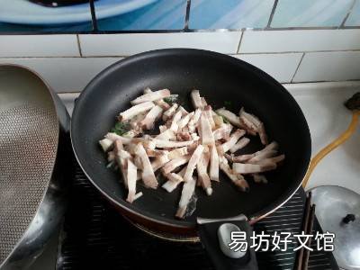 大叶芹炒肉怎么做