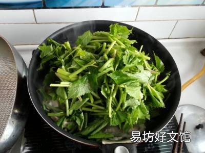 大叶芹炒肉怎么做