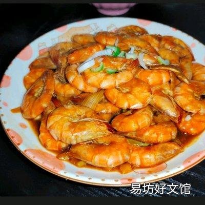 不油炸照样好吃 油焖大虾的正宗做法