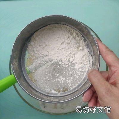 让冬日美味加倍 香蕉蛋糕的配方和做法