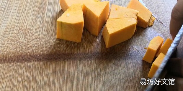 如何煲海参小米粥